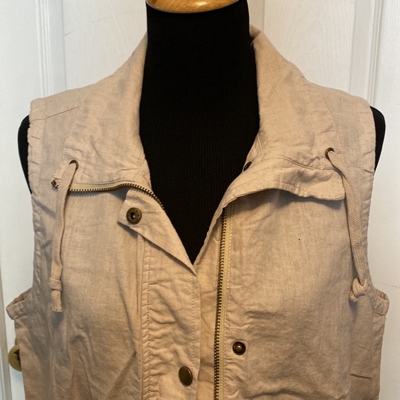 Maurices Women’s Vest Jacket sz L NWT - Picture 2 of 8